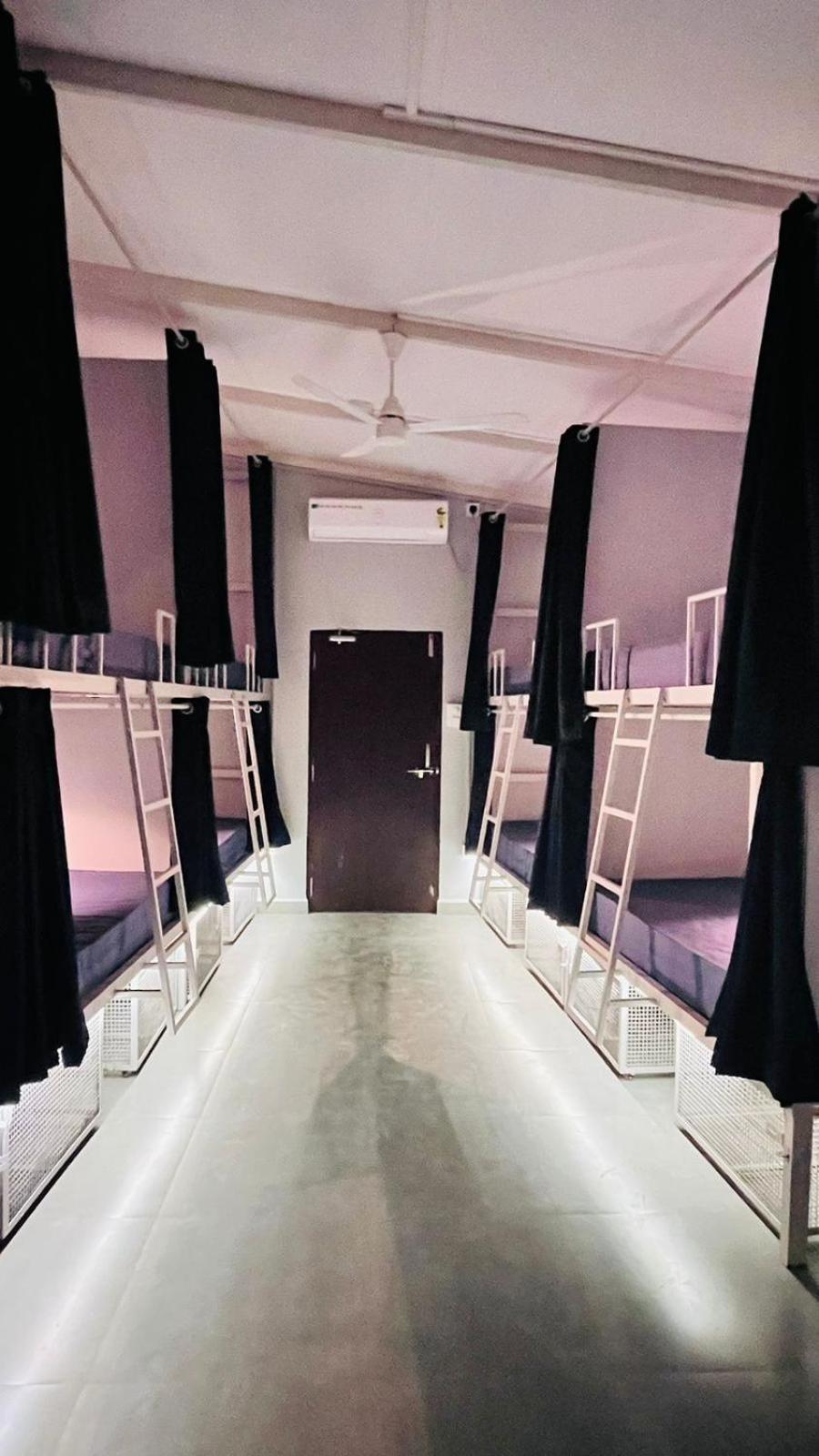 Hostel Pappi Chulo Vagator Zewnętrze zdjęcie